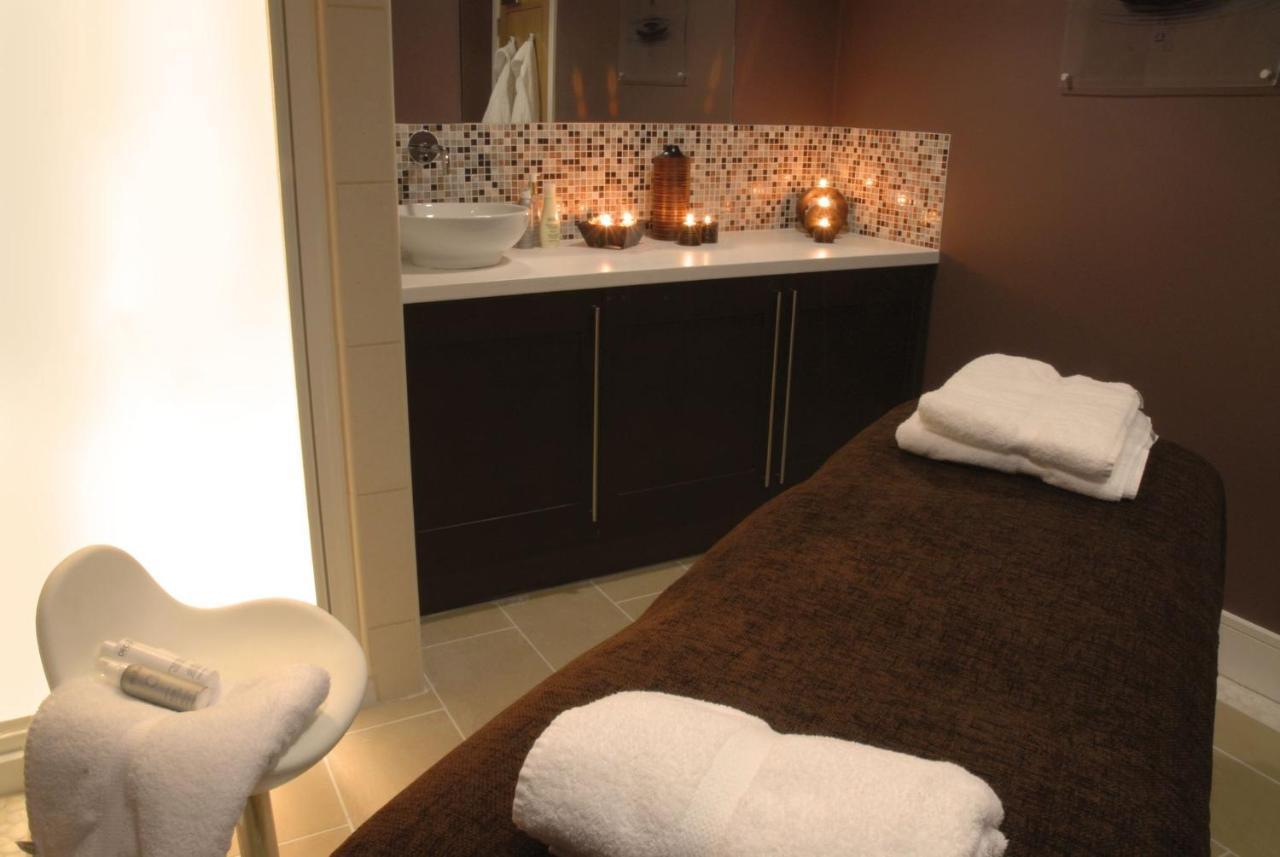 Skylark Sleeps 8 Private Hot Tub & Dogs Welcome Nr Padstow, Resort Pool Bar & Watersports Сент-Колумб-Мейджор Экстерьер фото